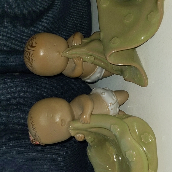 Handcrafted porcelain desk letter & coin holder set - Picture 13 of 13